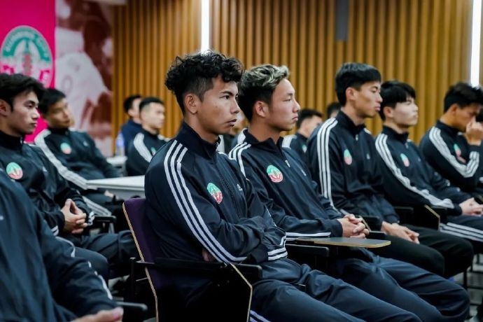  出征中乙！昆明城星足球俱樂部11日舉行新賽季見面會暨出征儀式