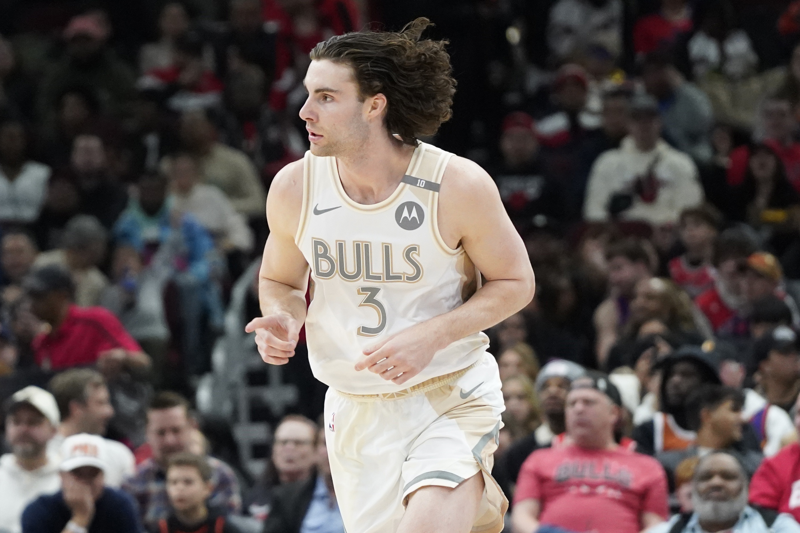  比肩喬詹登約威東魔！基迪最近10場(chǎng)220分96板100助 NBA歷史第8人